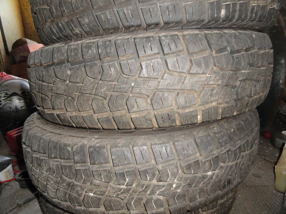 Гуми 205 80 16 Pirelli 4броя