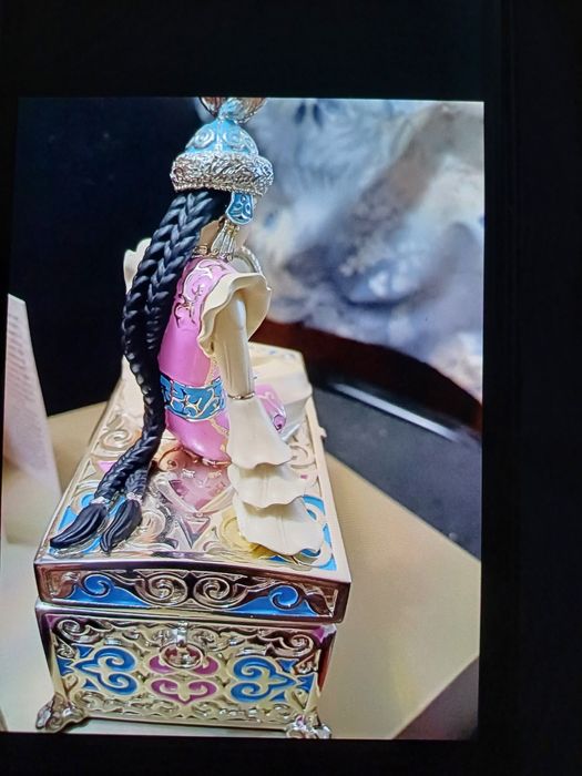 Продам шкатулку в национальном стиле.