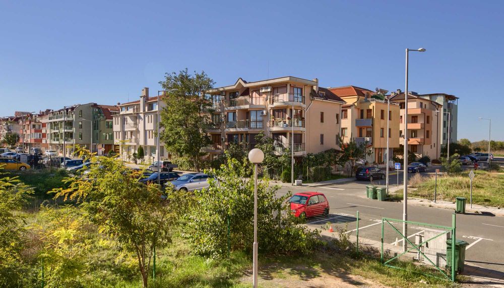 ТОП НАЕМ /  Удобен двустаен с паркомясто в Черно море 2, ап.2