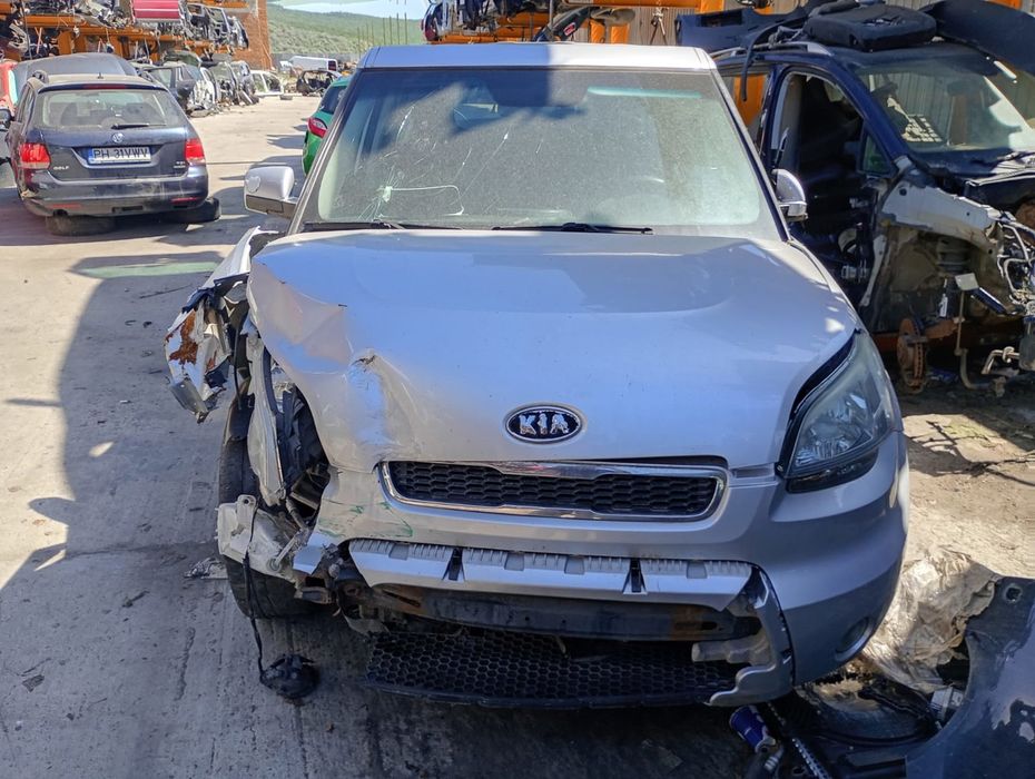 Dezmembrez Kia Soul - 1 (2008 - 2011), 1.6 crdi, automatic, D4FB
