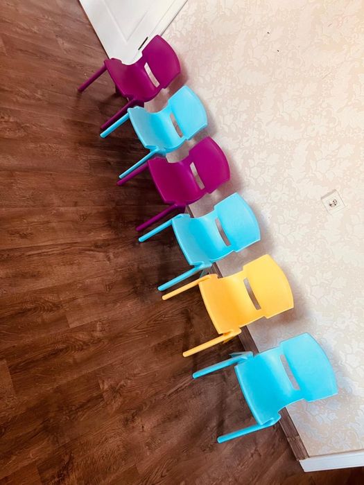 Детский стул со стульями