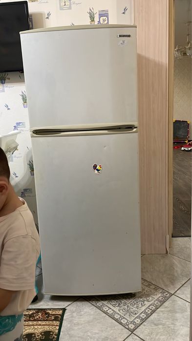 Холодильник на запчасти