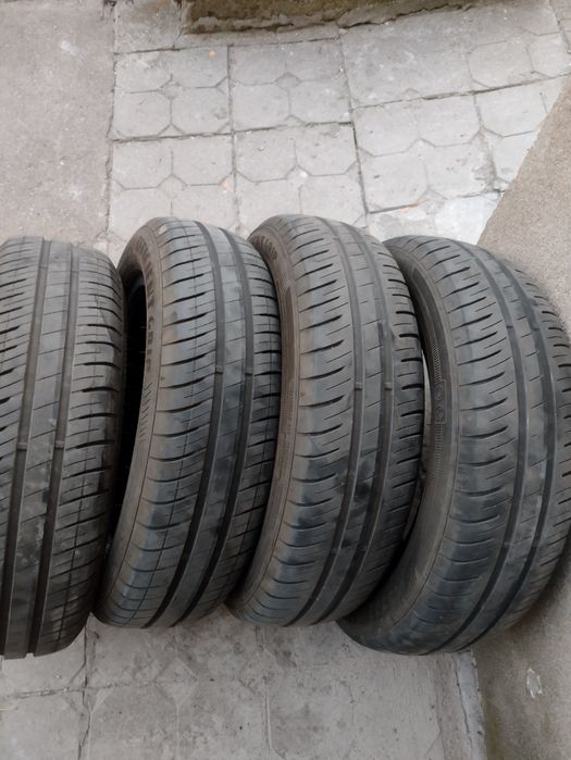 Продавам 4бр.летни гуми.