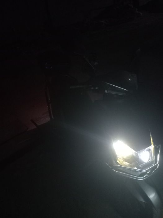 Skuter Yadea T5 yangi