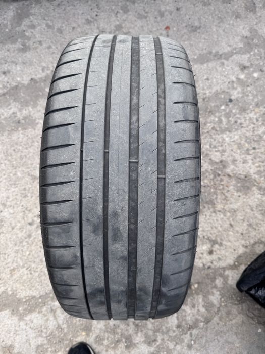 Michelin Pilot Sport 4 - 235 40 R19 Anvelope Vara