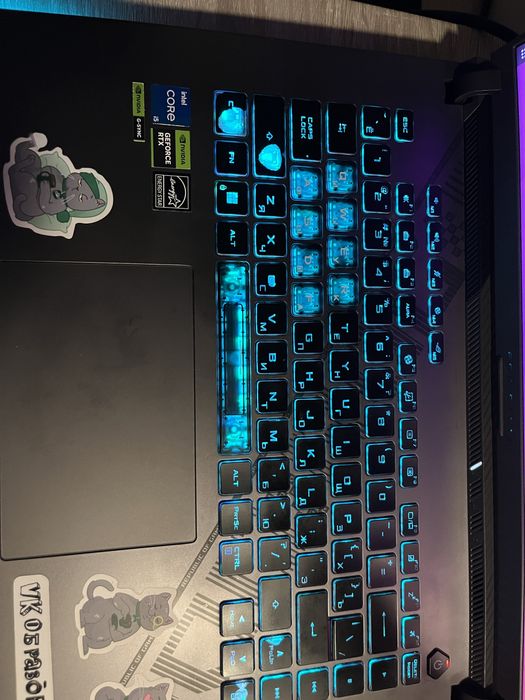 MacBook + Игравой Ноутбук