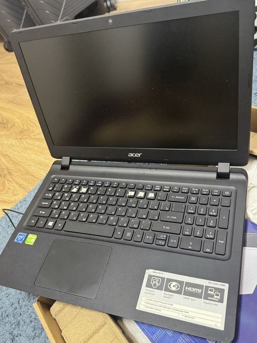 Ноутбук Acer Aspire ES 15 (Под восстановление или на запчасти)
