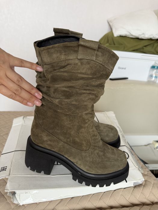 Продам зимние сапоги