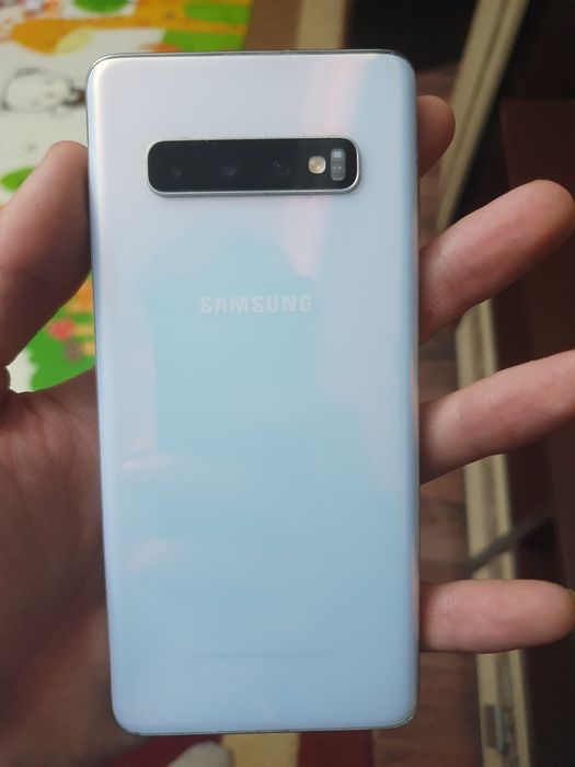 Самсунг с10 128гб