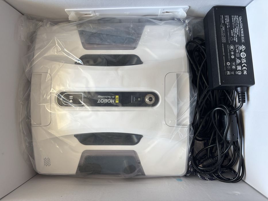 Hobot 2S – робот за миене на прозорци