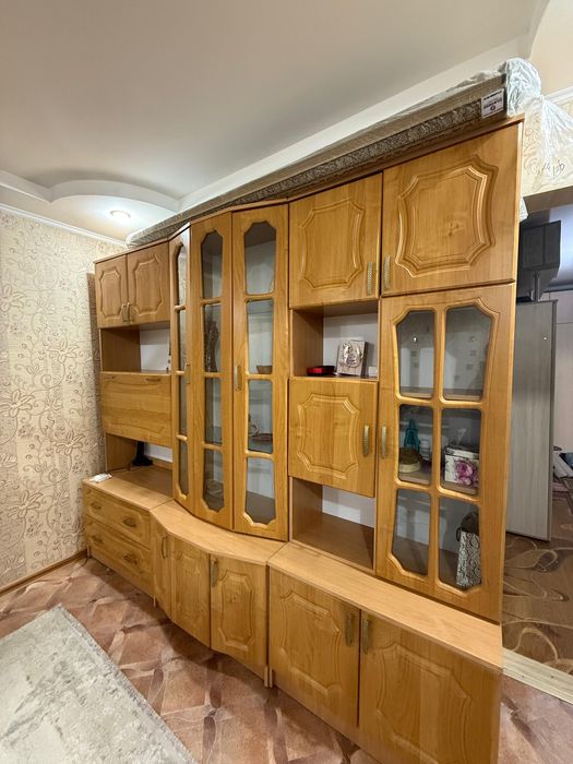 Продам стенку в хорошем состоянии