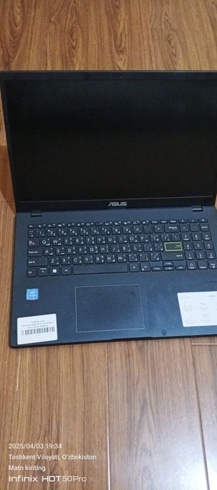 ASUS kompyuteri sotiladi