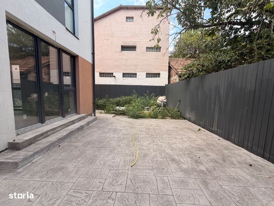 Vila | Constructie 2026 | Loc De Parcare