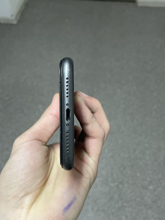 Iphone 11 64гб 76% емкость