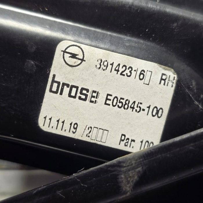 Macara geam electric dreapta fata Opel Astra K