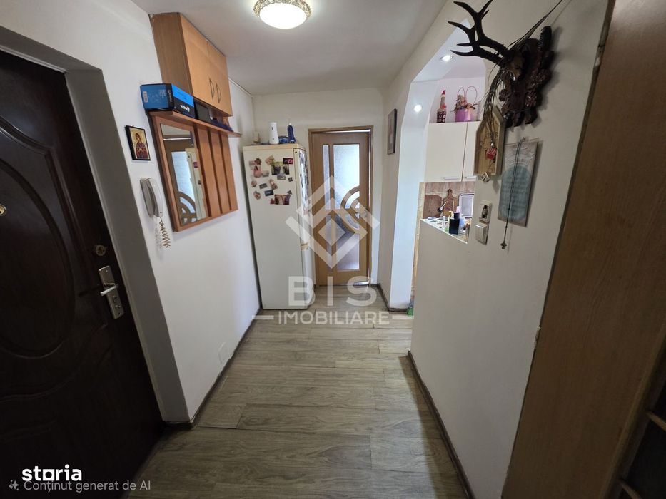 Apartament 2 camere decomandate  Parter înalt
