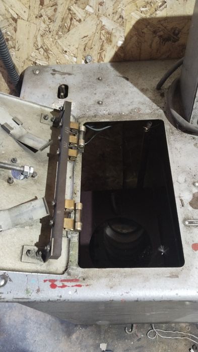 Продам АИИ 70м для испытания изоляции