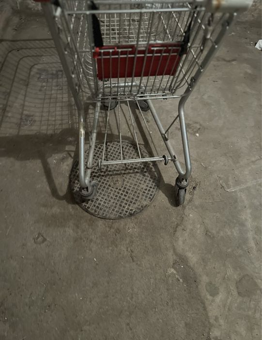 Vand carucior supermarket