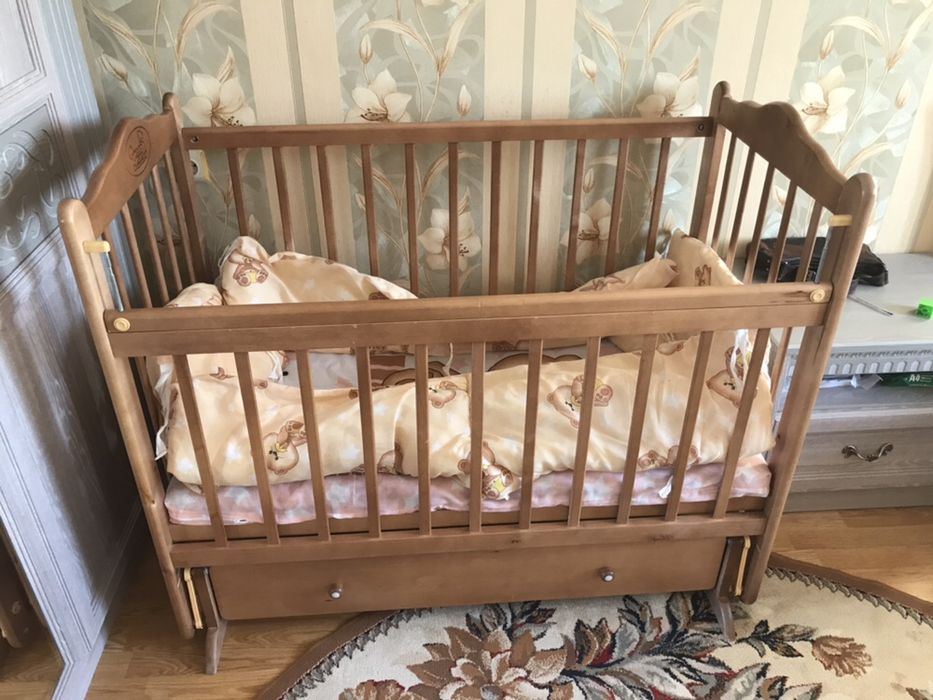 Продам детскую манеж