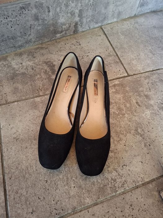 Pantofi negri eleganti