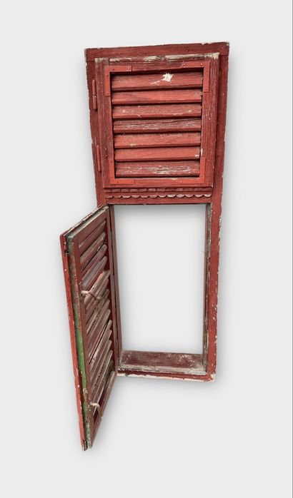 Oblon fereastra cu jaluzele reglabile