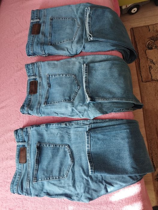 Джинсы мужские продам