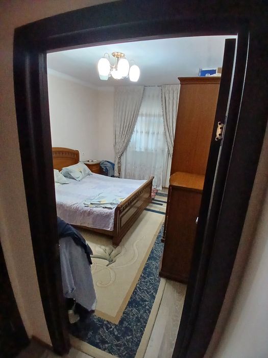СРОЧНО!!! Продаётся 3-х комнатная квартира. 79 м² Янги Хаёт 9-участок.