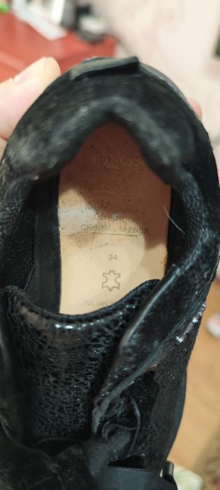 Кожаные ботинки Geox размер 34