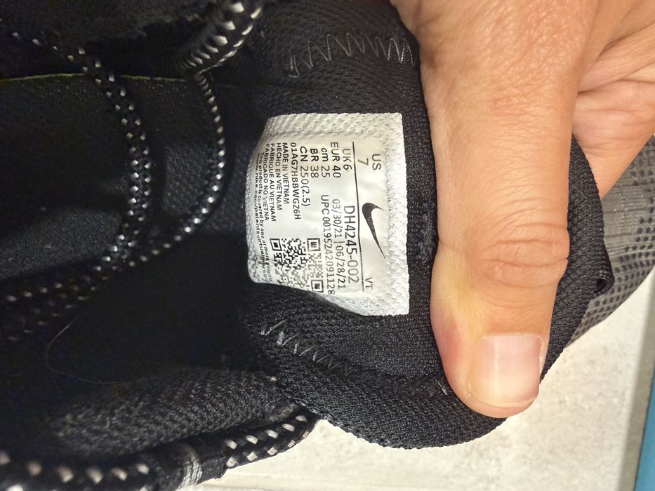 Дамски маратонки Nike