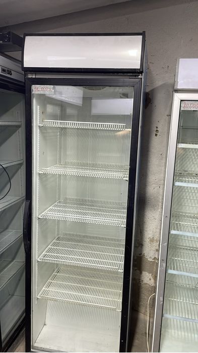 Витринные холодильники