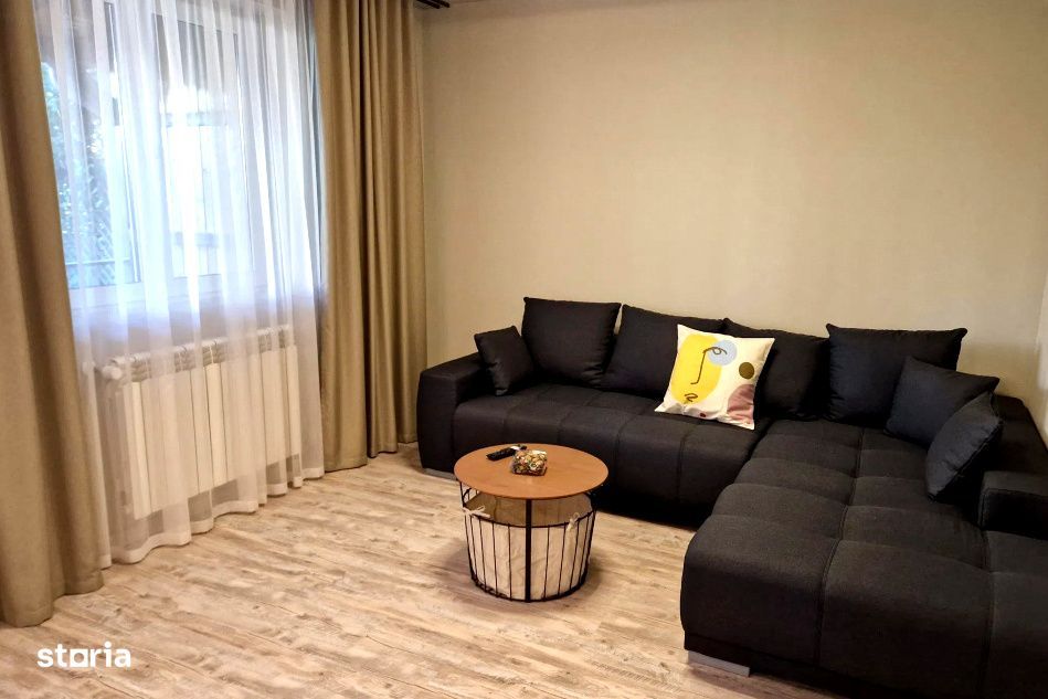 De inchiriat: vila 4 camere renovata | Complex Azur Pipera | Gradina