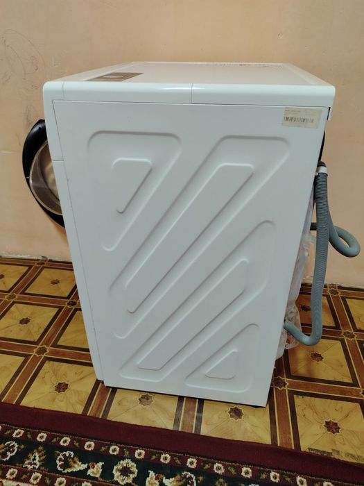 Стиральная машина автомат.