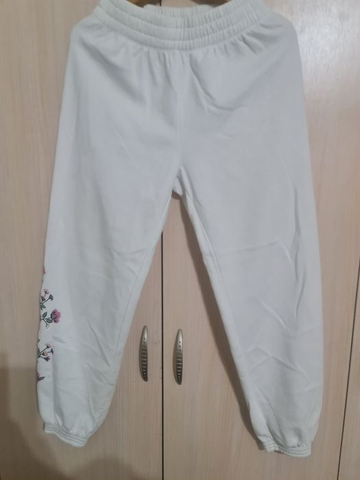 Костюм женский 48-50р в отличном состоянии