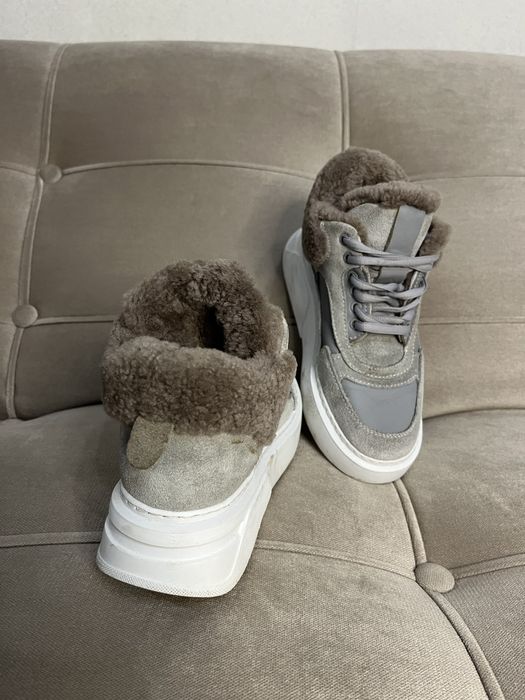 Зимние кроссовки