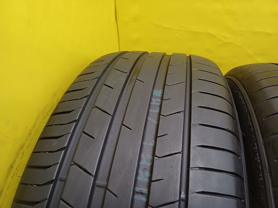 Шины 255 55 R18 Toyo комплект