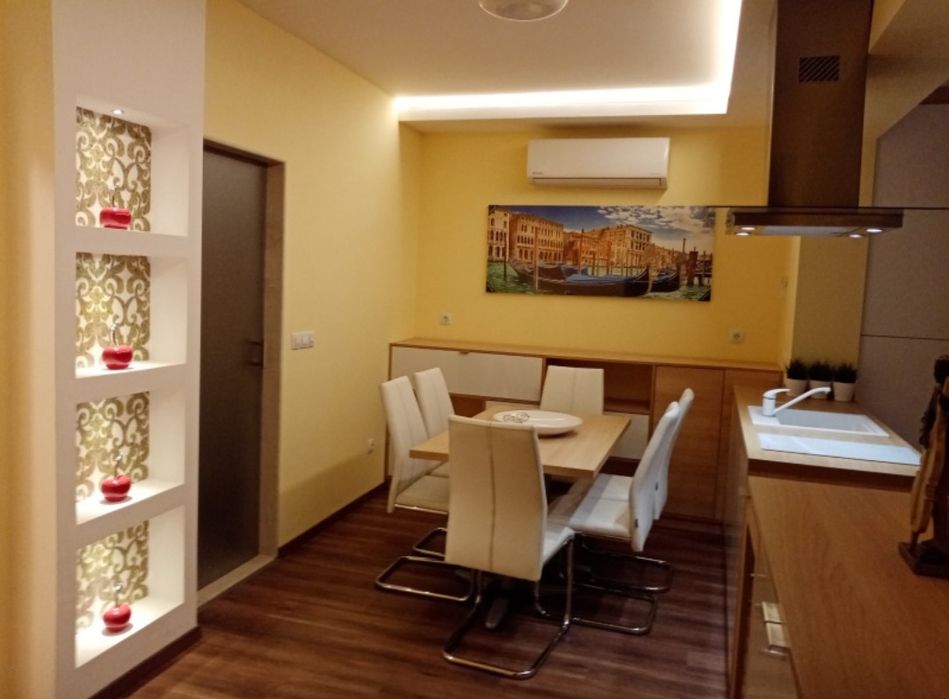 Дава се под наем Двустаен апартамент в София, Лозенец - 56 кв.м за 612 € - Снимка #10