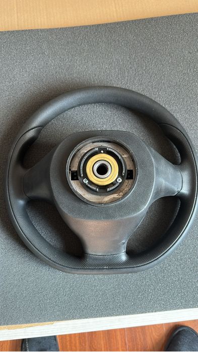 руль на ниву , 2107