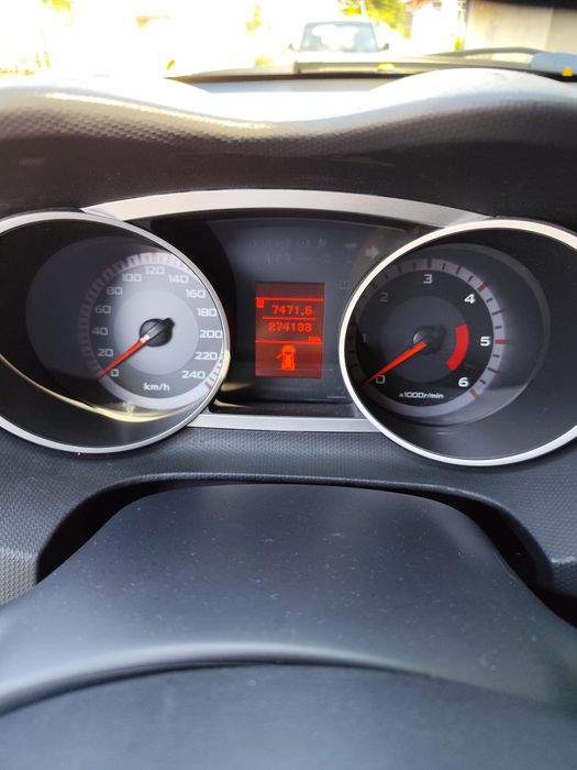Mitsubishi Outlander 2.2 D 4x4 , 6 trepte