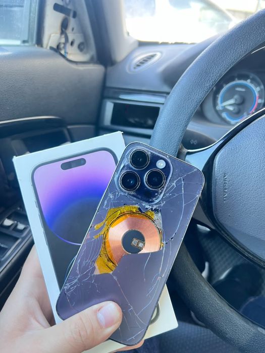 Продам айфон 14 про iPhone 14 pro