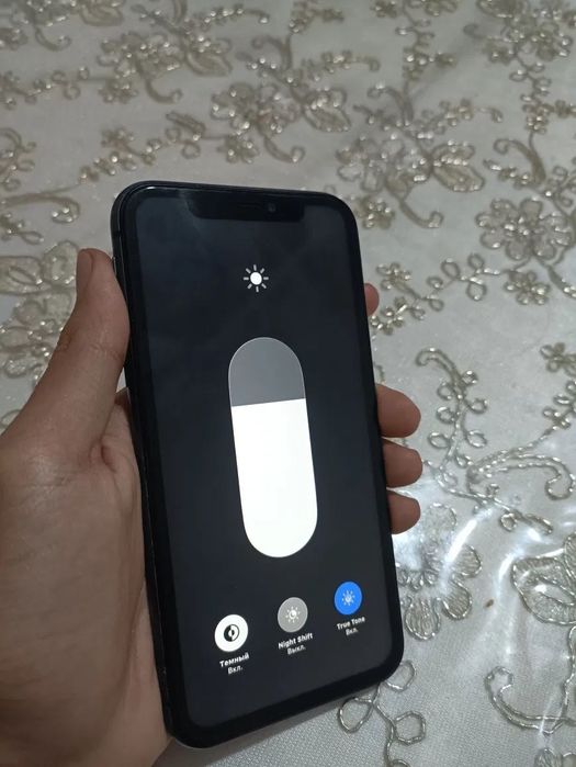 iPhone 11 sotiladi
