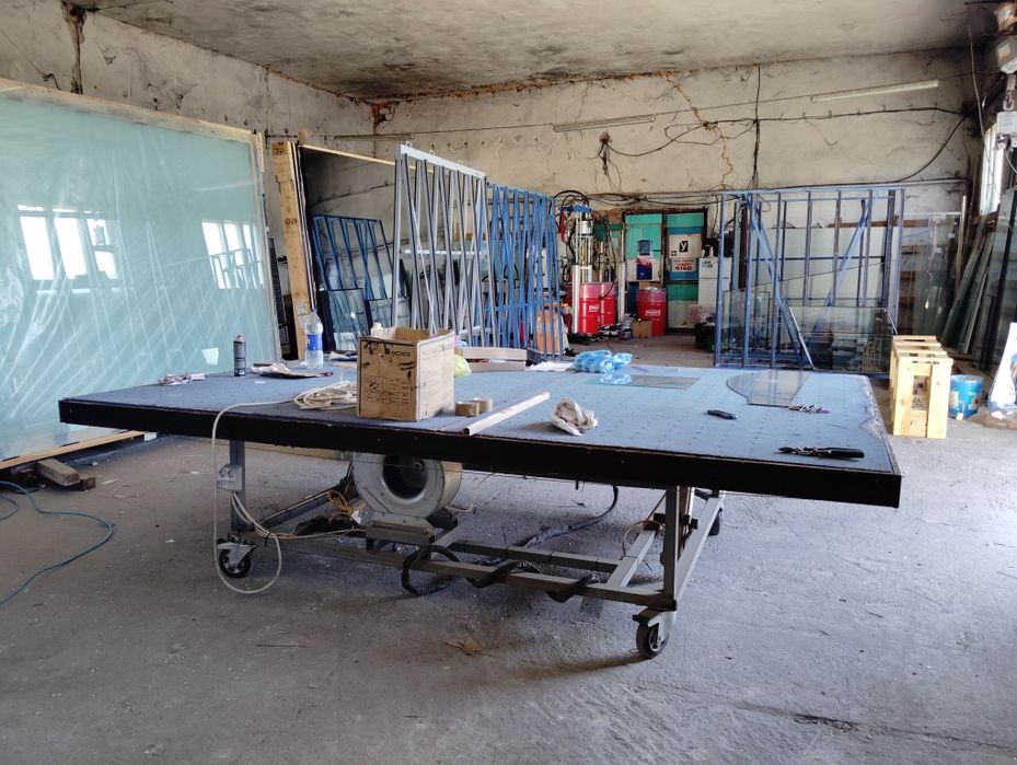 Маса за рязане на стъкла