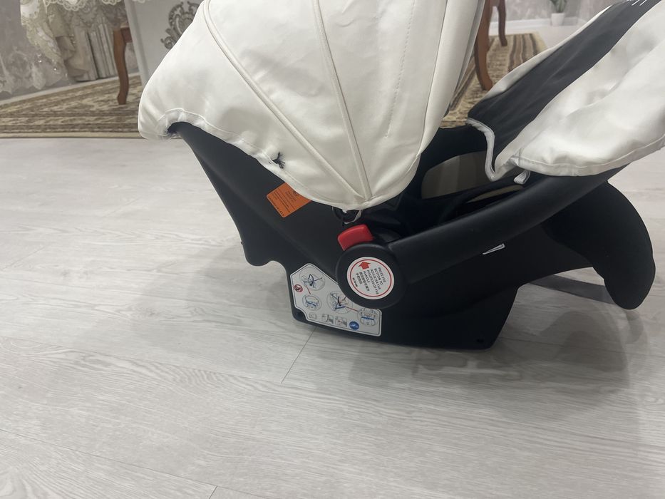 Автолюлька для машины