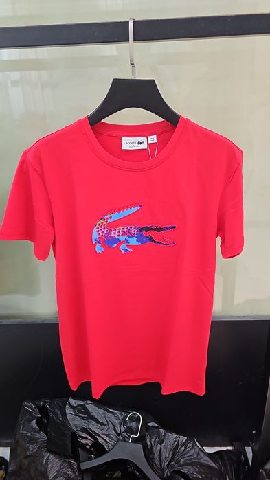 Брендовые футболки