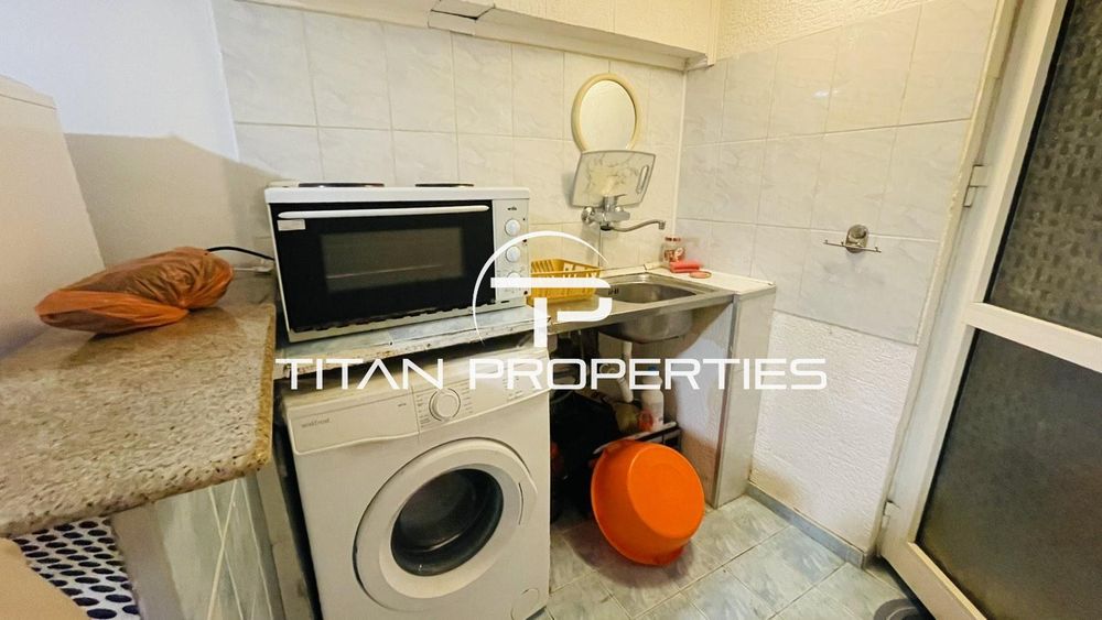 Дава се под наем Едностаен апартамент в Бургас, Център - 35 кв.м за 280.5 € - Снимка #2