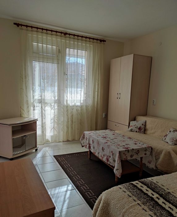 Дава се под наем Едностаен апартамент в Русе, Чародейка - Юг - 44 кв.м за 178.5 € - Снимка #5