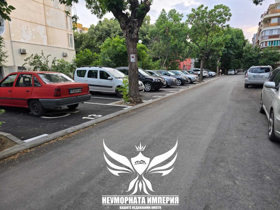 Продава се Тристаен апартамент в Пловдив, Кючук Париж - 68 кв.м за 2192 €/кв.м - Снимка #22