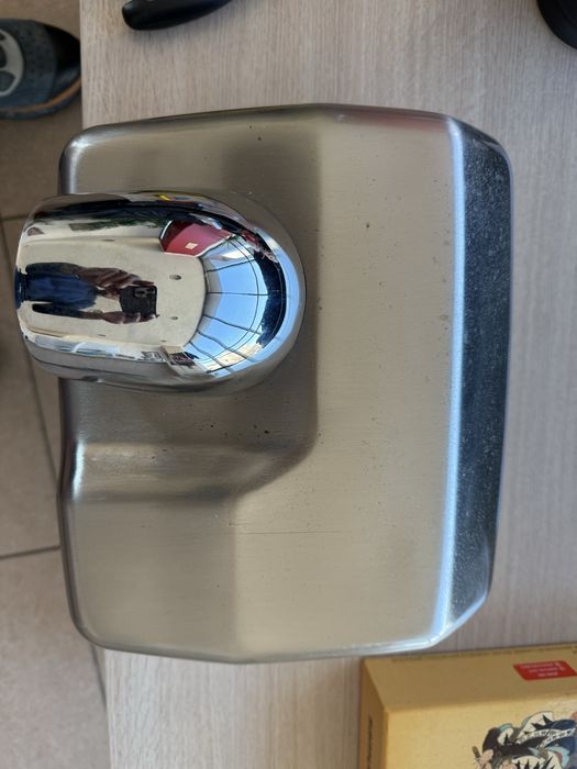 Нов стоманен сешоар Торнадо с външни забележки