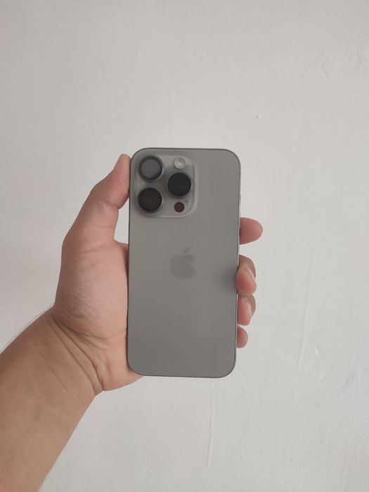 IPhone 15 Pro хороший состояние продаю