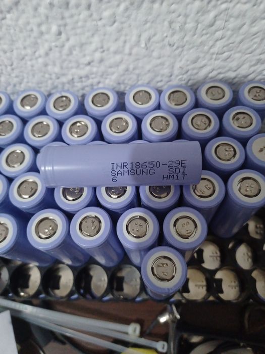 Celule samsung 18650