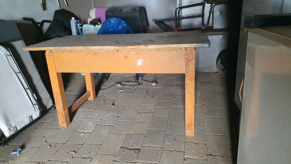 Костанае стол деревянны советский крепкий